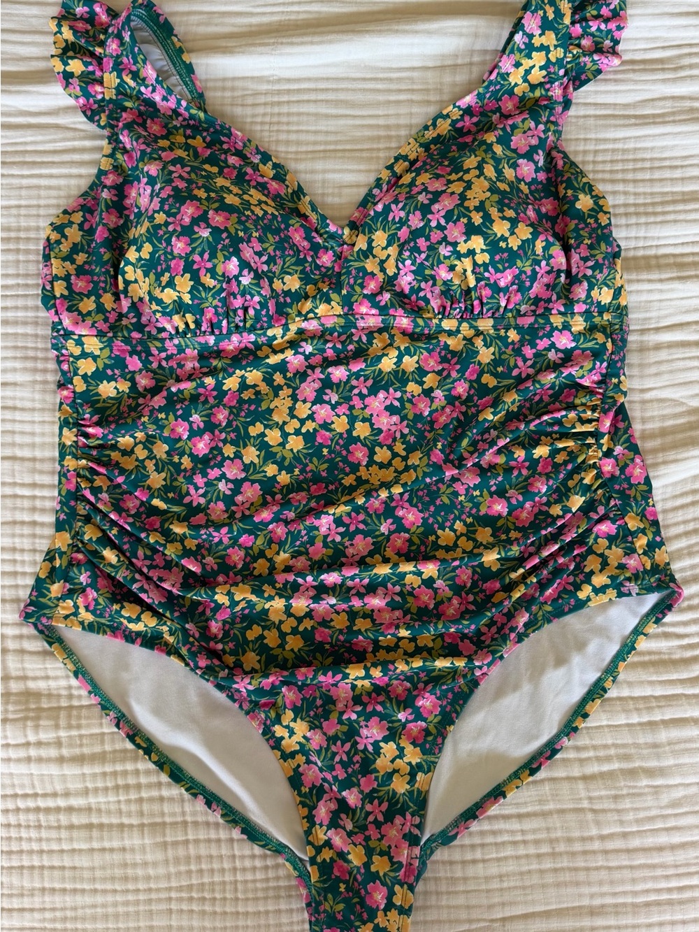 Kona Sol Ruffle shoulder floral full coverage swimsuit size 20